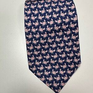 Elegant Navy and Pink Crab Pattern Tie